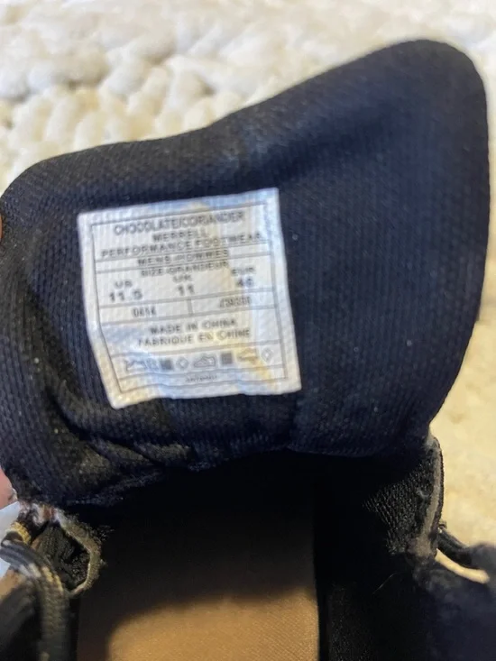 Merrell Men's Brown and Black Waterproof Hiking Boots size 11.5 - Picture 3 of 4